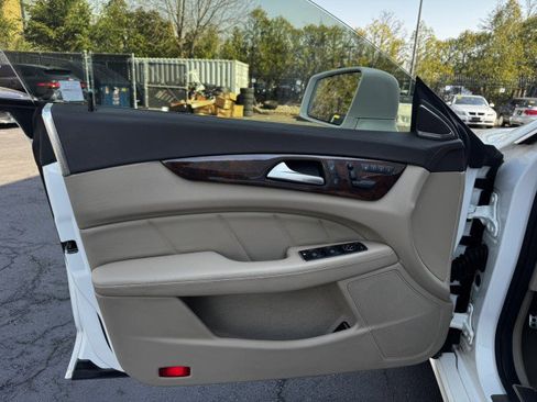 Used 2014 Mercedes-Benz CLS 550 image 19