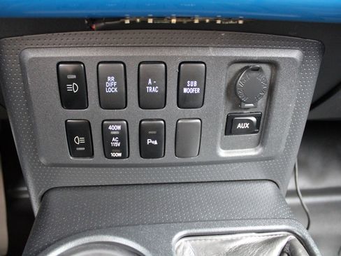 Used 2007 Toyota FJ Cruiser 4WD image 16