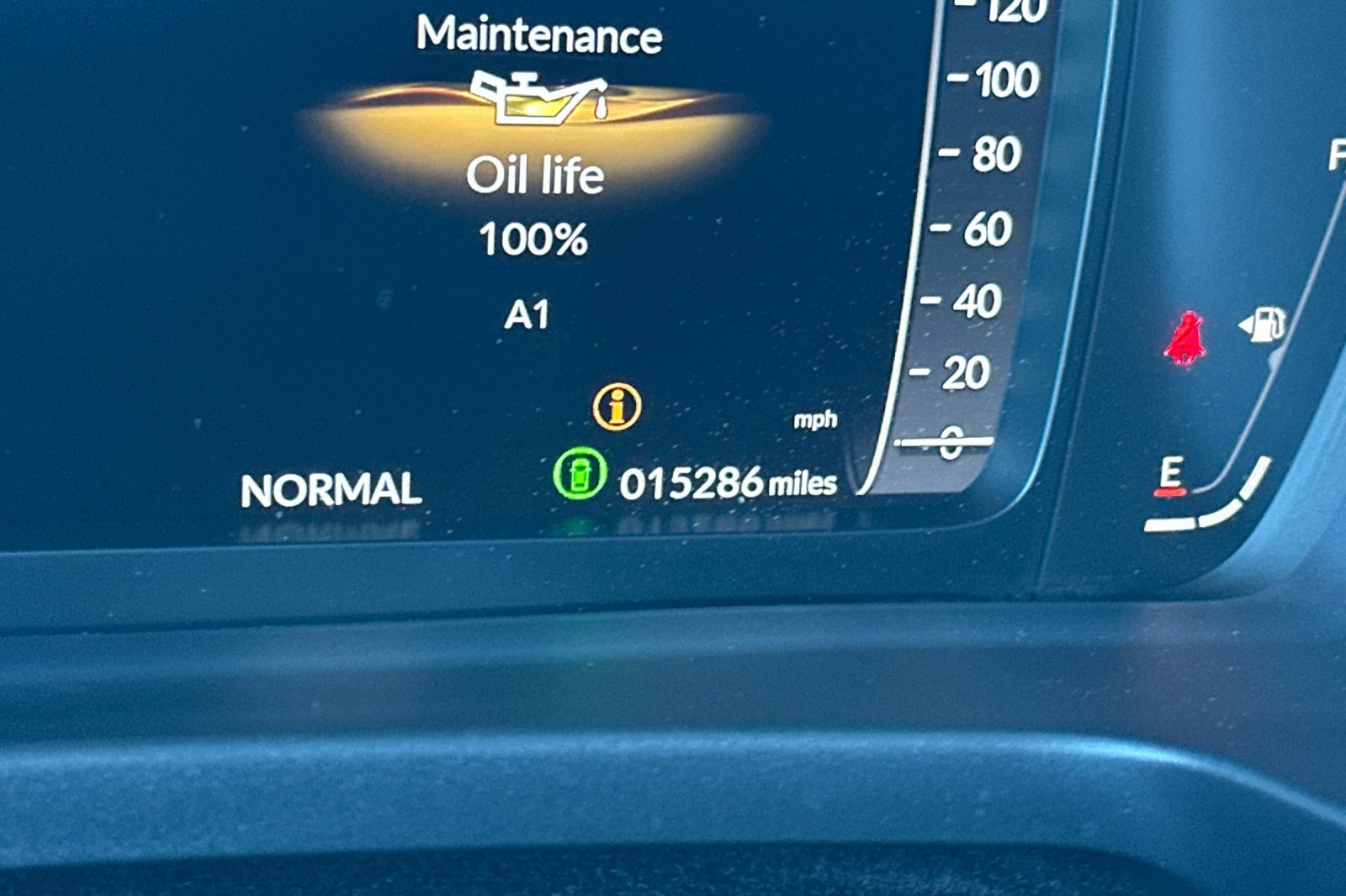 Used 2025 Honda Pilot Elite image 25