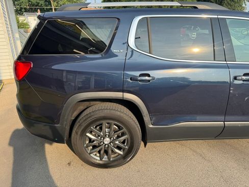 Used 2017 GMC Acadia SLT FWD image 10