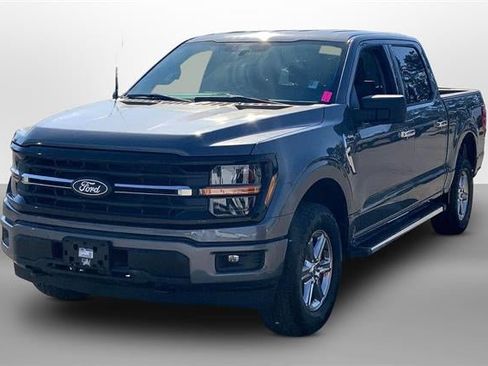 Used 2025 Ford F150 XLT w/ Equipment Group 301A Standard image 12