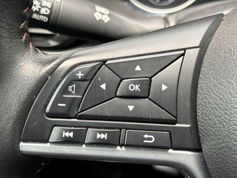 Used 2024 Nissan Sentra SR FWD image 29