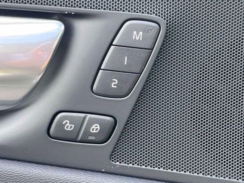 Used 2026 Volvo XC60 B5 Plus w/ Protection Package Premier AWD/4WD image 27