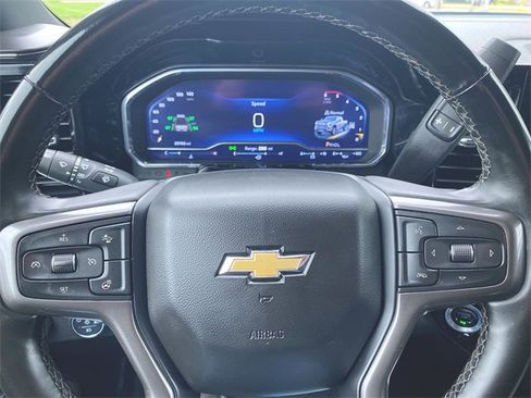 Used 2025 Chevrolet Silverado 2500 High Country w/ Technology Package image 11