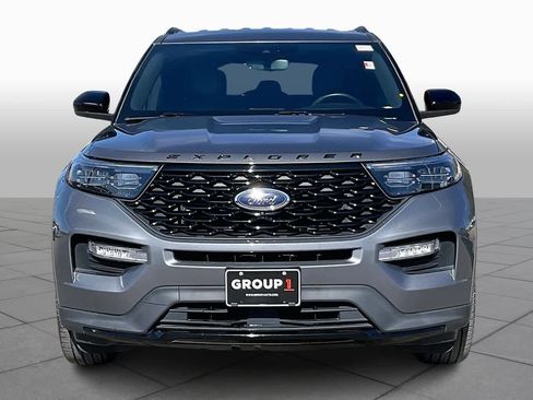 Certified 2023 Ford Explorer ST-Line image 3