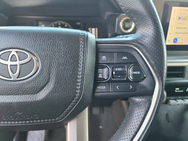 Certified 2025 Toyota 4Runner SR5 AWD/4WD image 24