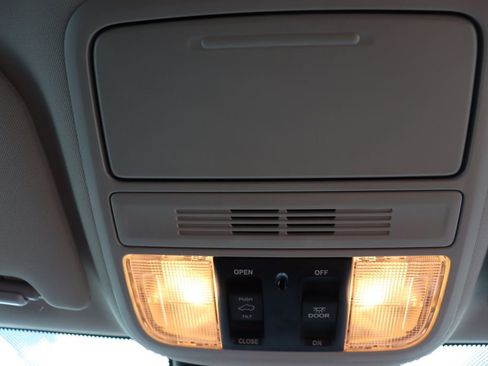 Used 2026 Honda Odyssey EX-L image 26