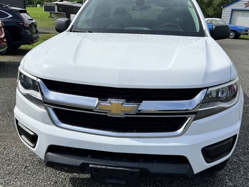 Used 2016 Chevrolet Colorado W/T w/ WT Convenience Package AWD/4WD image 2