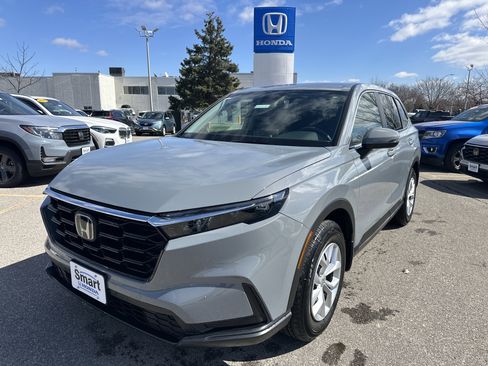 Used 2025 Honda CR-V LX image 1