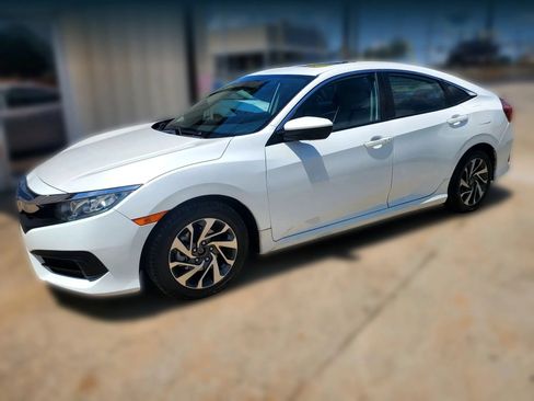 Used 2016 Honda Civic EX image 7