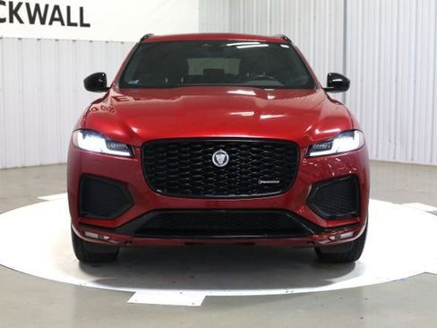 Used 2024 Jaguar F-PACE R-Dynamic S image 3