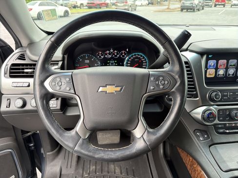 Used 2019 Chevrolet Tahoe Premier AWD/4WD image 25