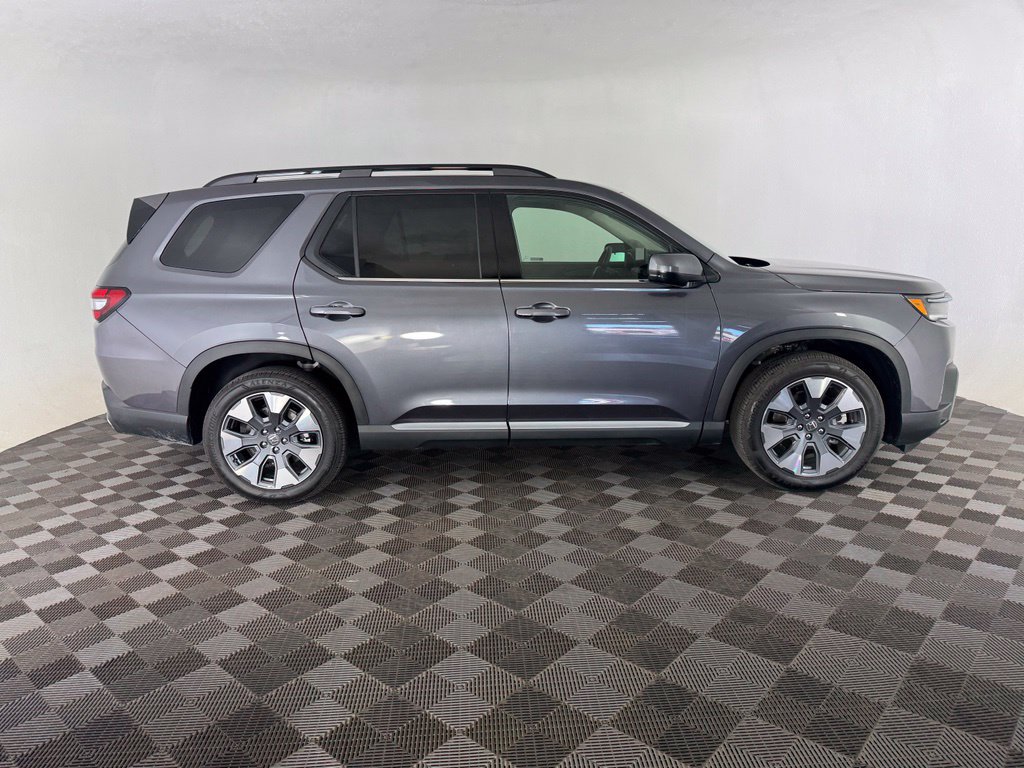 Used 2026 Honda Pilot Elite image 9