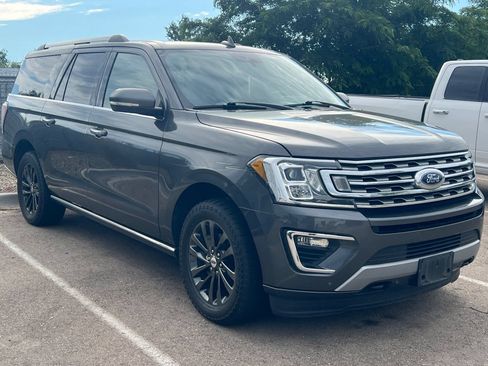 Used 2019 Ford Expedition Max Limited w/ Equipment Group 301A AWD/4WD image 2