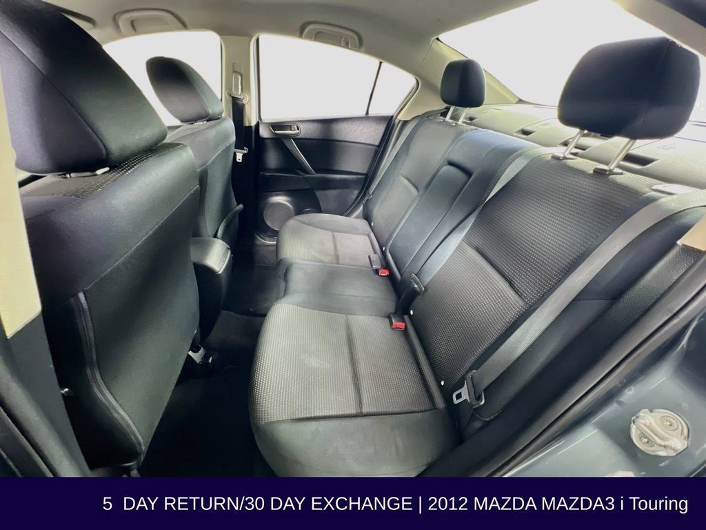 Used 2012 MAZDA MAZDA3 i Touring FWD image 23