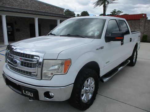 Used 2014 Ford F150 XLT w/ Equipment Group 302A Luxury AWD/4WD image 30