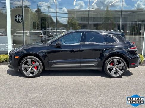 Used 2023 Porsche Macan S w/ Premium Package image 3