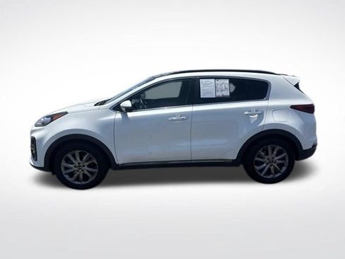 Used 2020 Kia Sportage S w/ Option Group 020 FWD image 2