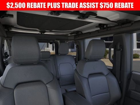 New 2025 Ford Bronco Badlands image 12