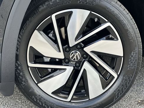 New 2026 Volkswagen Atlas SEL image 10