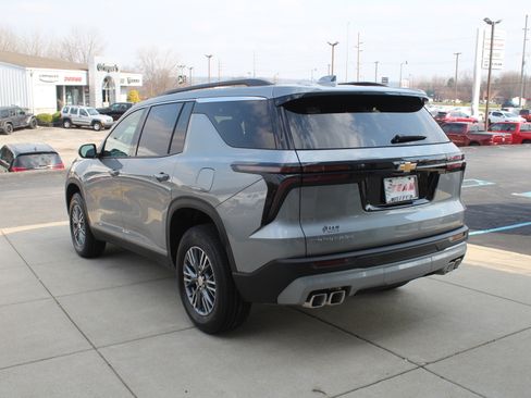 New 2026 Chevrolet Traverse LT image 5