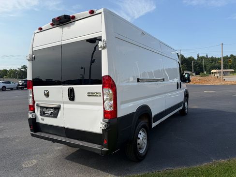 Used 2023 RAM ProMaster 2500 FWD image 8