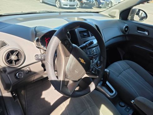 Used 2012 Chevrolet Sonic LT image 13