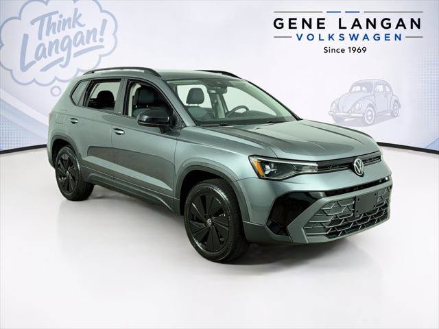 New 2027 Volkswagen Taos Sport AWD/4WD image 3