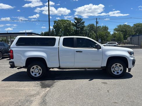 Used 2021 Chevrolet Colorado W/T w/ WT Convenience Package RWD image 9