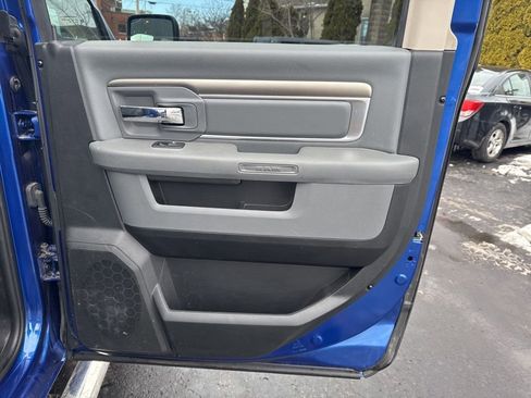 Used 2019 RAM 1500 Classic SLT image 36