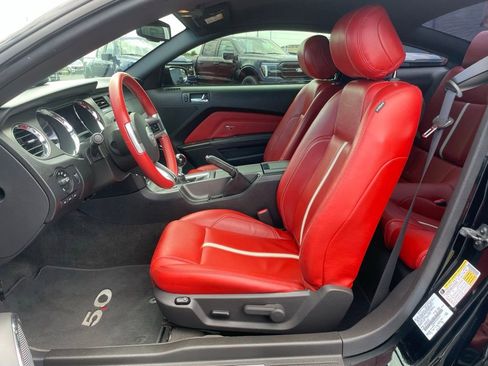 Used 2012 Ford Mustang GT Premium w/ GT Coupe Accessory Pkg 5 RWD image 7
