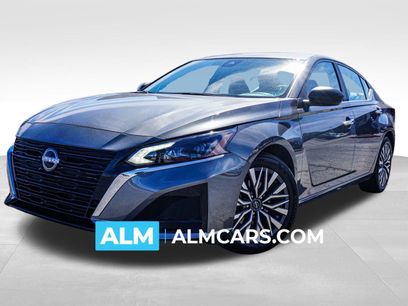 Used 2025 Nissan Altima 2.5 SV