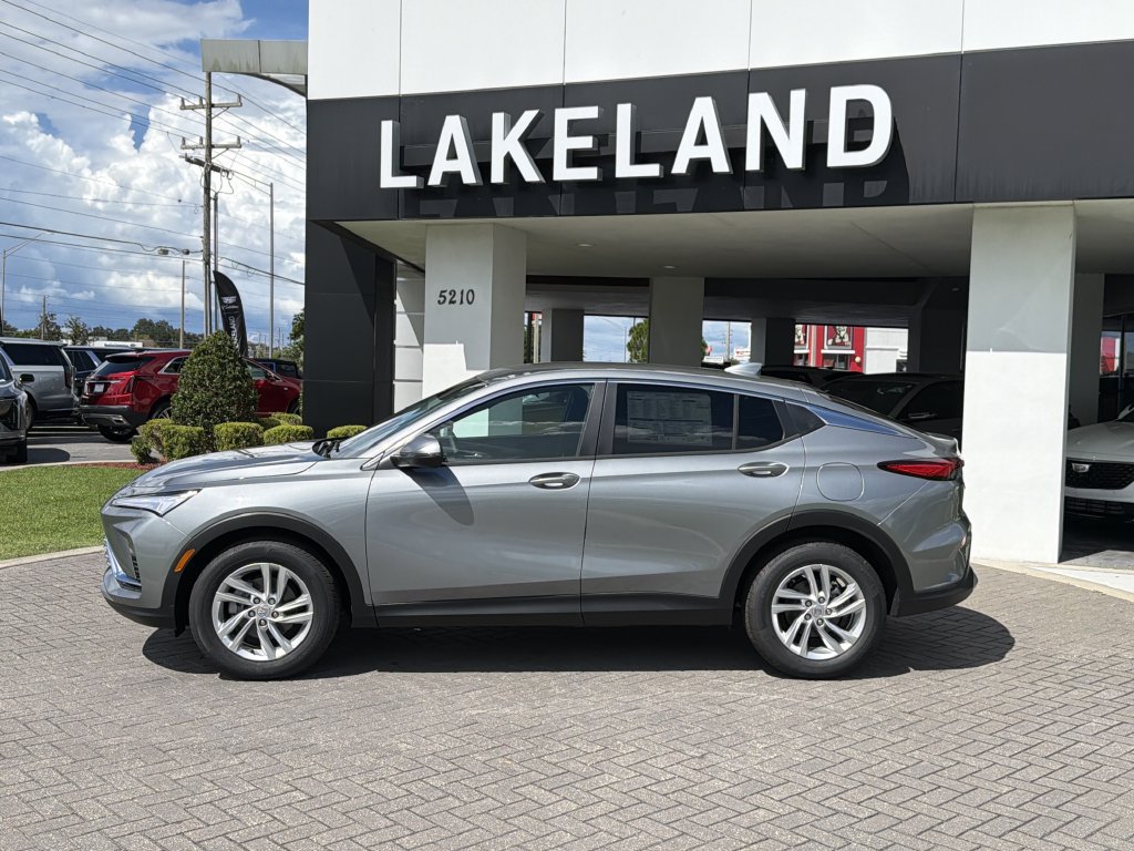 New 2026 Buick Envista Sport Touring w/ Convenience I Package FWD image 3