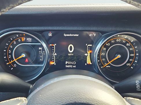 Used 2019 Jeep Wrangler Unlimited Sahara w/ Quick Order Package 24M Moab image 29