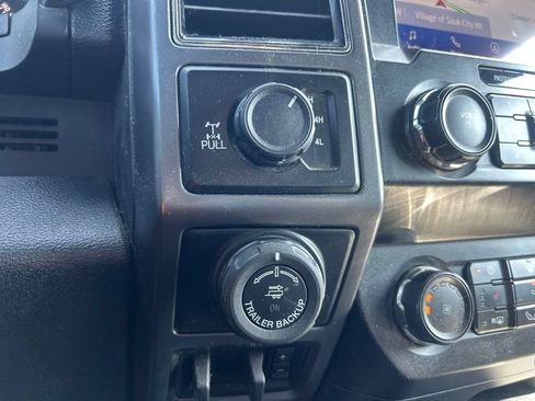Used 2020 Ford F150 XLT w/ Equipment Group 302A Luxury AWD/4WD image 9