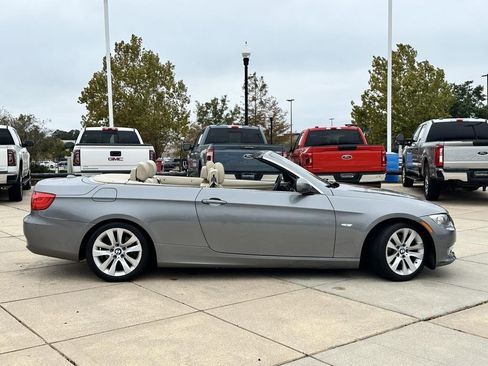 Used 2012 BMW 328i Convertible image 27