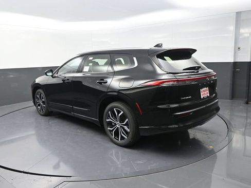 Certified 2025 Toyota Crown Signia AWD/4WD image 6