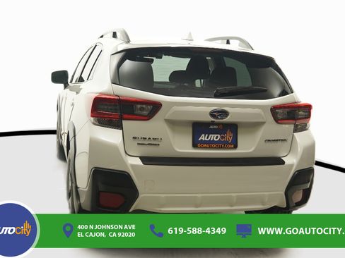 Used 2020 Subaru Crosstrek 2.0i Premium w/ Moonroof Package 1 AWD/4WD image 15