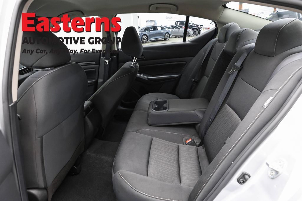 Used 2024 Nissan Altima 2.5 S FWD image 20