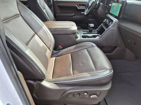 Used 2023 GMC Sierra 1500 Denali AWD/4WD image 21