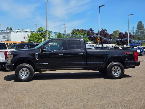 Used 2020 Ford F350 Limited w/ FX4 Off-Road Package AWD/4WD image 8