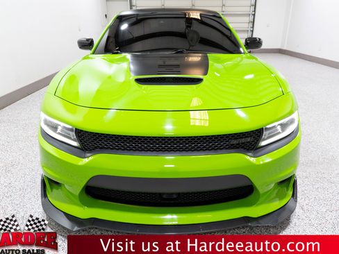 Used 2017 Dodge Charger R/T RWD image 7