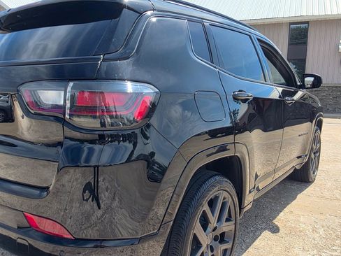 Used 2024 Jeep Compass Limited w/ High Altitude Package AWD/4WD image 20