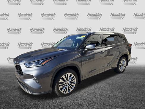 Used 2022 Toyota Highlander Platinum image 5