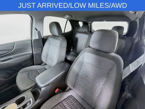 Used 2024 Chevrolet Equinox LT AWD/4WD image 20