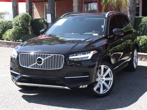 Used 2018 Volvo XC90 T6 Inscription w/ Convenience Package AWD/4WD image 4