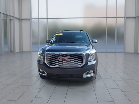 Used 2020 GMC Yukon XL Denali w/ Denali Ultimate Package AWD/4WD image 3