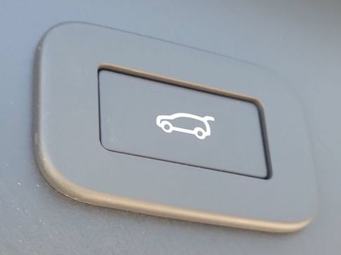 New 2026 Land Rover Range Rover Evoque S AWD/4WD image 12