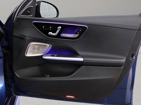 Used 2022 Mercedes-Benz C 300 Sedan image 16