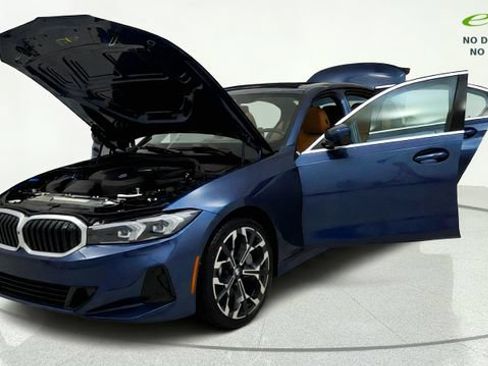 Used 2025 BMW 330i Sedan RWD image 13